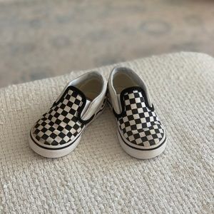 Toddler VANS slip on sneakers